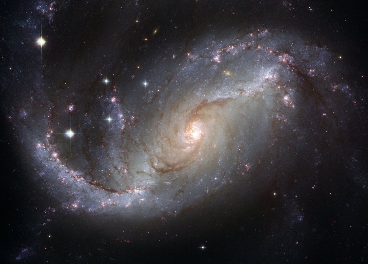 Foto de la galaxia espiral NGC 1672