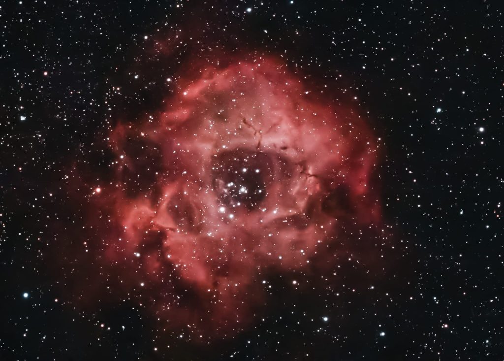 Nebulosa de la Roseta en Monoceros y cúmulo globular NGC 2244. Foto José Miguel.