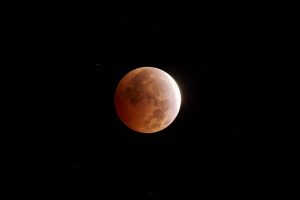 Eclipse luna 28 agosto 26