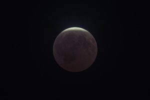 Eclipse luna 28 agosto 26
