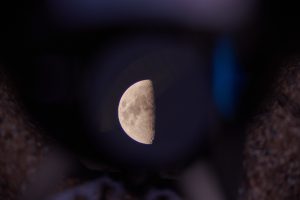 Así se veía la luna a través del telescopio Efrén